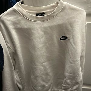 Nike crewneck in great condition!